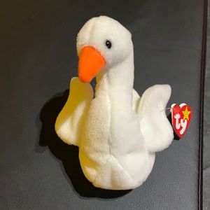 Gracie the Swan Ty beanie baby.